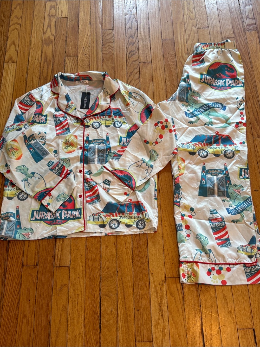 Jurassic Park satin Graphic Pajama Set Sheshow brand size medium NWT
